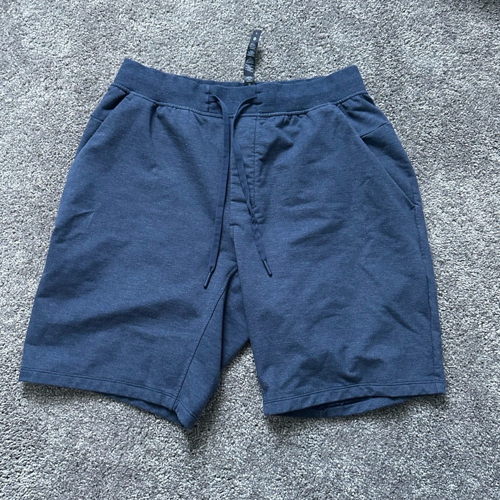 Lululemon men’s shorts size large